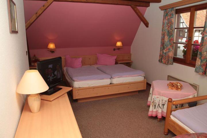 Hotel Et Spa Du Scharrach Scharrachbergheim-Irmstett Rum bild